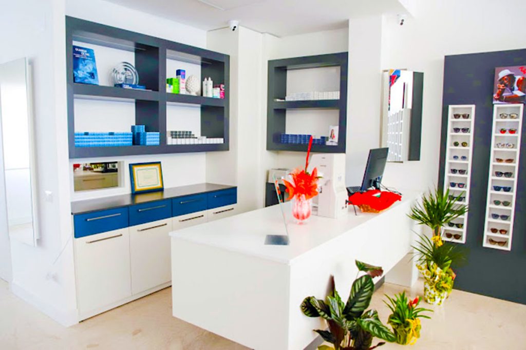 Mobili per negozi di ottica Sicilia di design